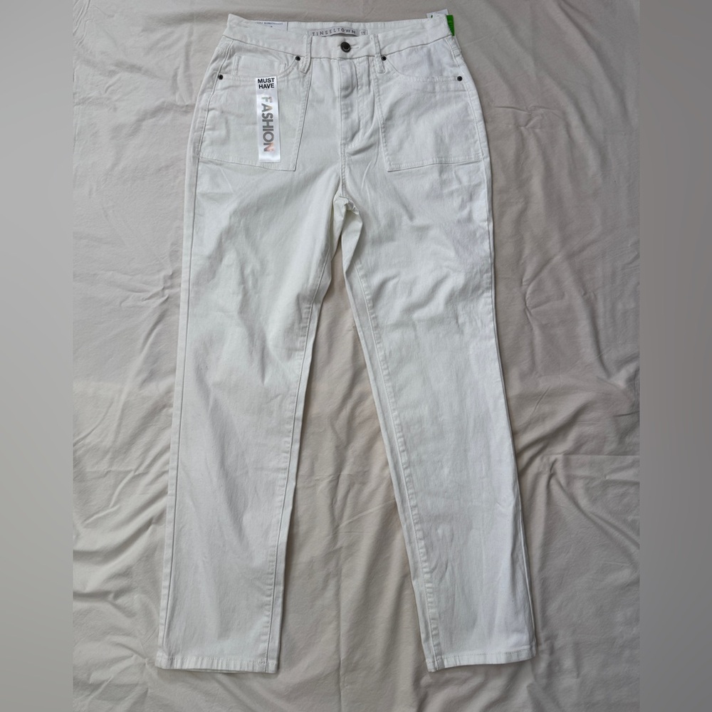 White denim jeans